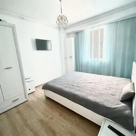 Bnb2 New Apartament Near Sea Navodari